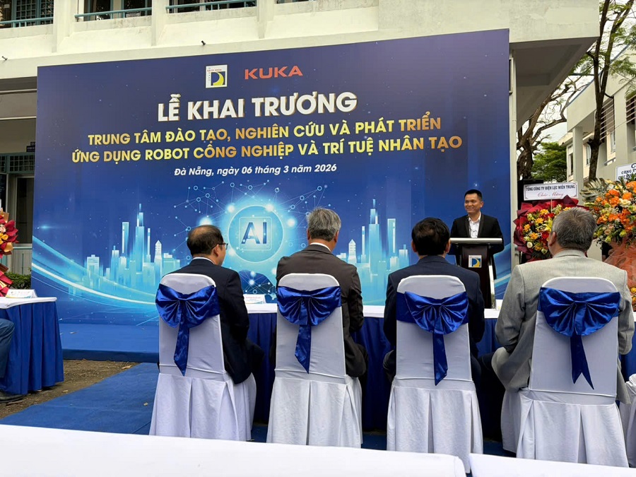 Ông Huỳnh Phong Phú – Tổng Giám đốc KUKA Việt Nam