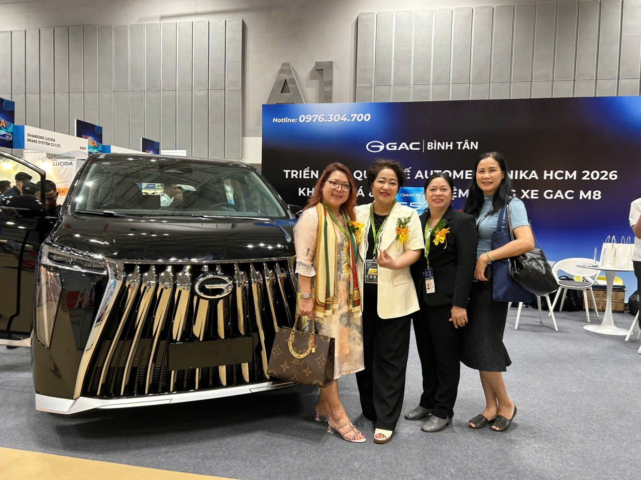 HAuA cập nhật công nghệ ô tô thông minh tại Automechanika 2026 2 Ben trong Trien lam Automechanika Ho Chi Minh City 2026