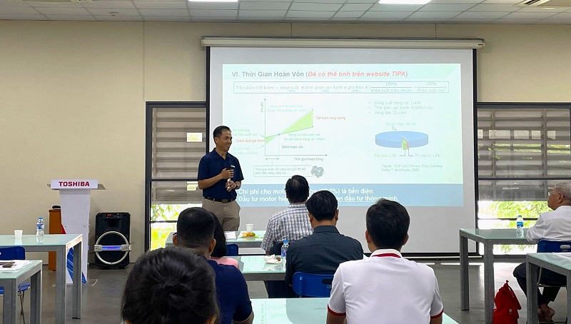Khám phá dây chuyền sản xuất hiện đại tại Toshiba Asia 3 Ong Nguyen Phuoc Hieu – Pho Tong Giam doc Cong ty TNHH San pham Cong nghiep Toshiba Asia chia se kinh nghiem ve toi uu van hanh va nang cao hieu qua san xuat tai nha