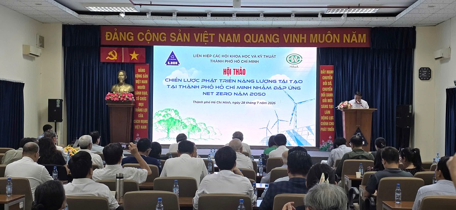 Toàn cảnh Hội thảo “Chiến lược phát triển năng lượng tái tạo tại Thành phố Hồ Chí Minh nhằm đáp ứng Net Zero năm 2050”
