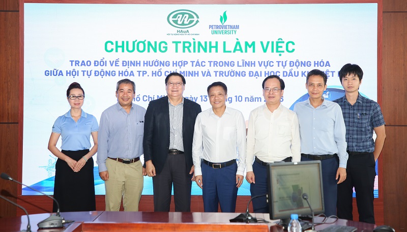 Kết nối đào tạo với thực tiễn: HAuA gặp gỡ Đại học Dầu khí Việt Nam 4 Đại diện lãnh đạo của hai bên tại buổi làm việc.